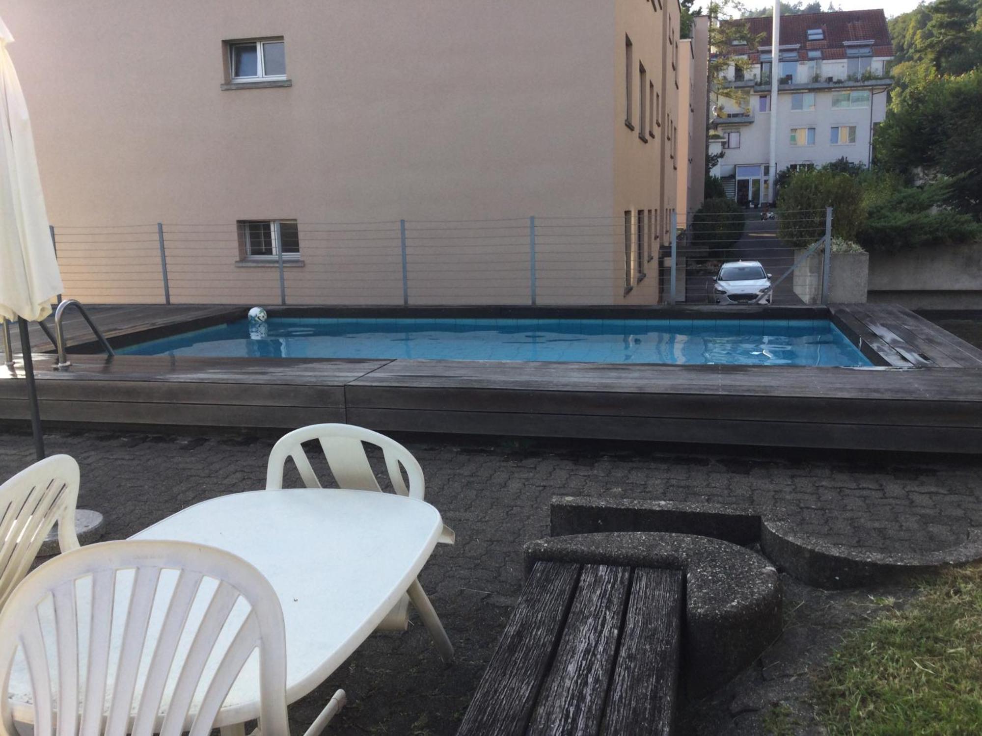 Chambre Spacieuse Et Confortable Avec Ecran Plat Oetwil an Der Limmat Exteriör bild